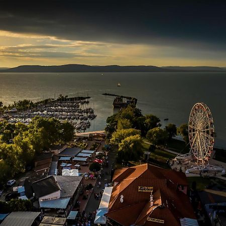 Berbe Apartman Balatonlelle Zewnętrze zdjęcie