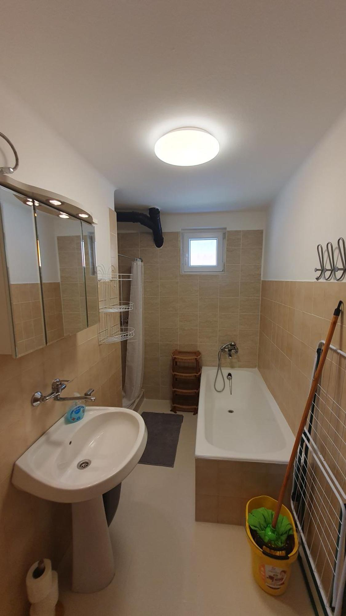 Berbe Apartman Balatonlelle Zewnętrze zdjęcie