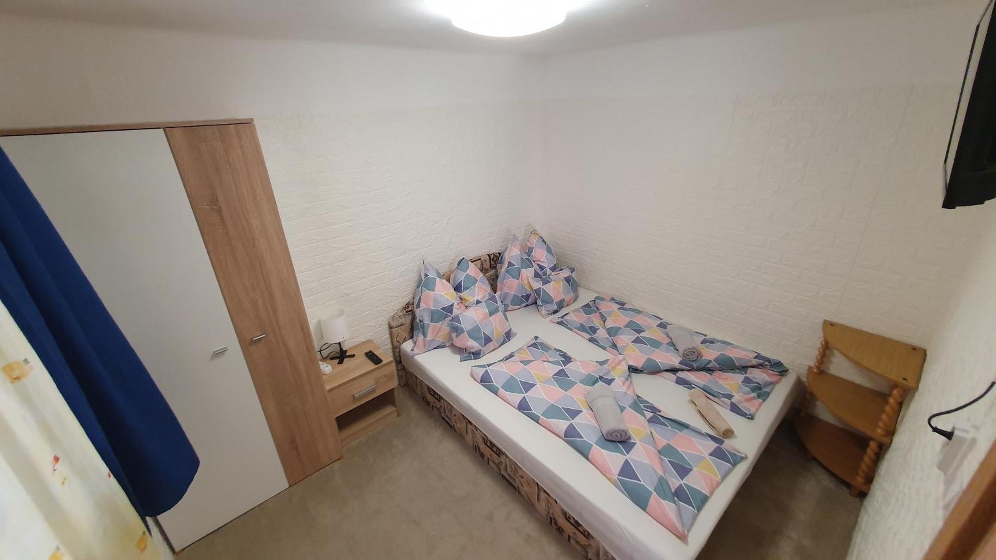 Berbe Apartman Balatonlelle Zewnętrze zdjęcie