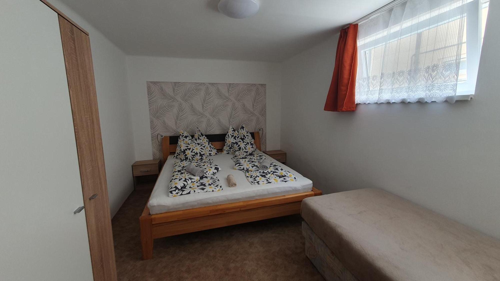Berbe Apartman Balatonlelle Zewnętrze zdjęcie